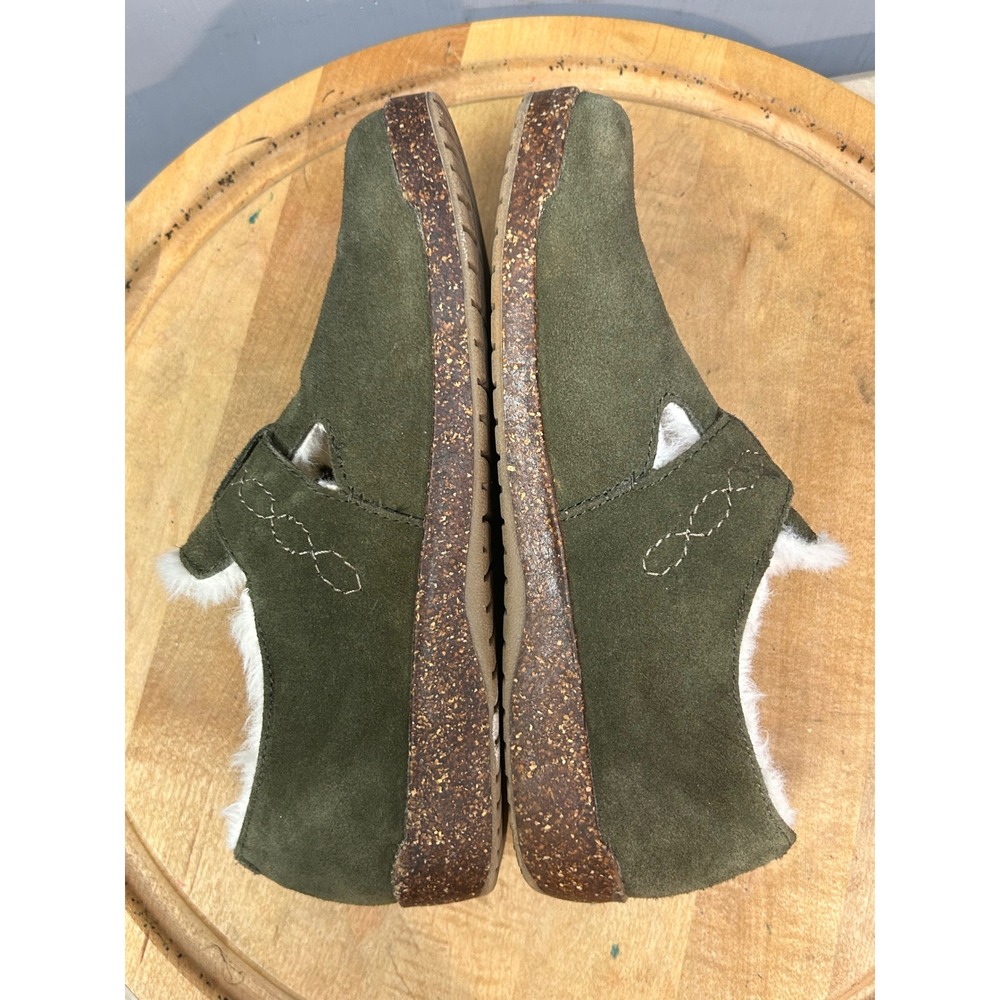 Earth Origins Aurora Jade Women 10 Olive Suede Faux Fur Lined Clogs Mules Shoes - Picture 3 of 10